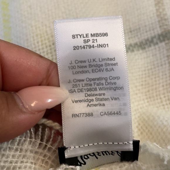 NWT Madewell Gauzy Plaid Scarf - Picture 6 of 8